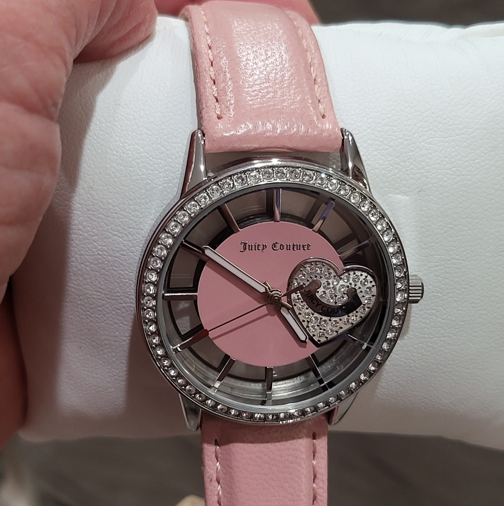 Juicy Couture Women's Watch With A Pink Leather Strap. Swarovski Crystals. - Picture 2 of 12